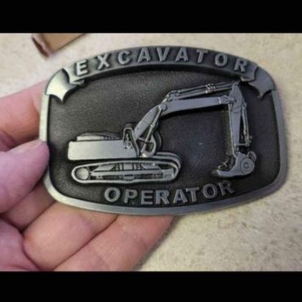 Excavator operator belt buckle